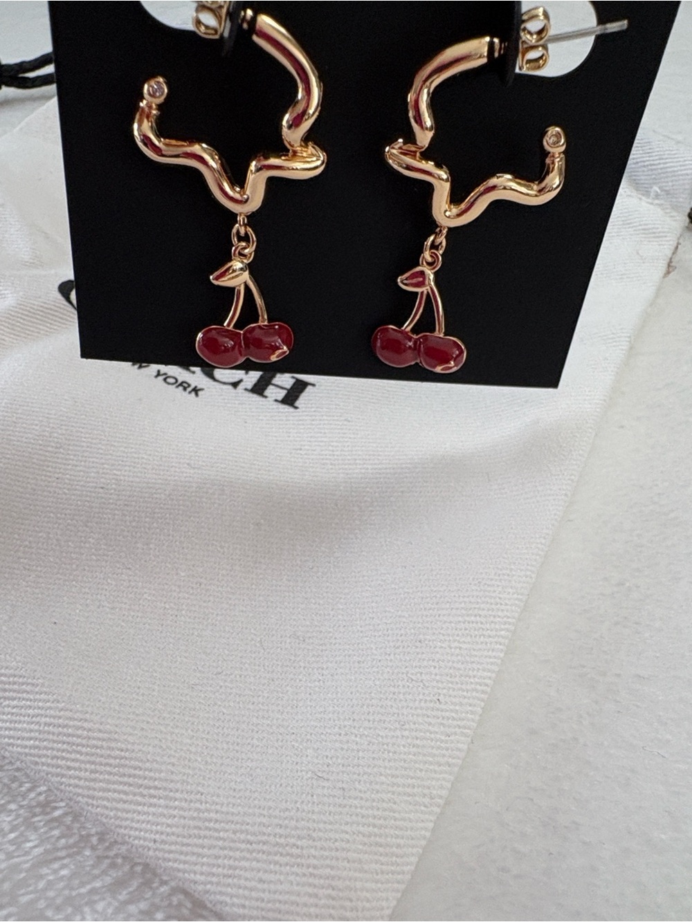 Coach Cherry Wavy Huggie Earrings NWT - Picture 13 of 13